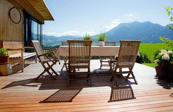 Une terrasse en bois unique c’est possible